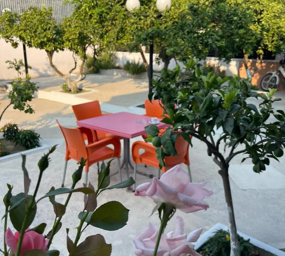Restaurant Bujtina Portokallja Fier